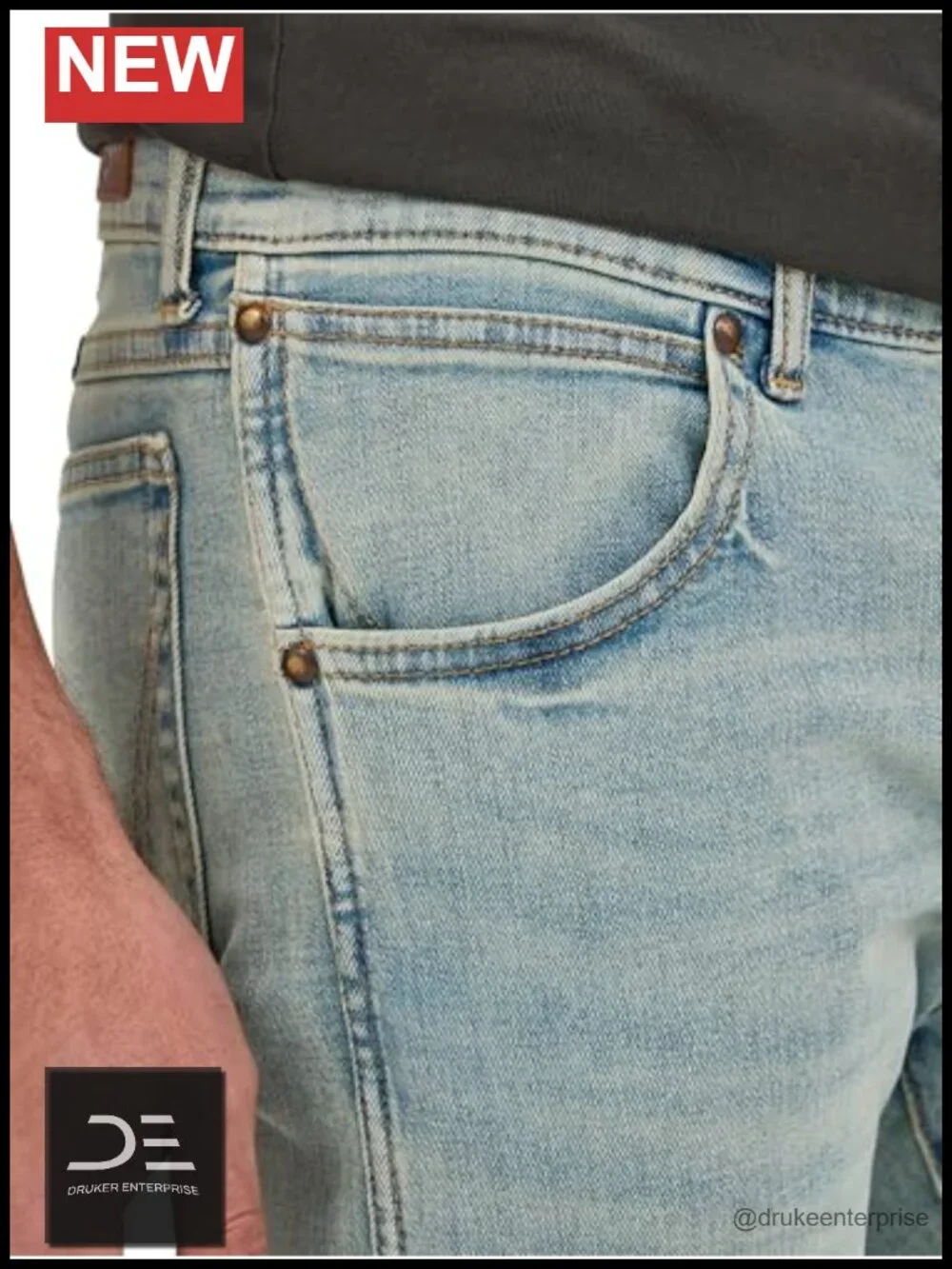 Slim Bootcut Jean with Stretch Denim 5-Pocket Styling